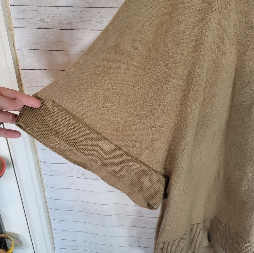 MICHAEL KORS CAMEL PONCHO CASHMERE WOOL V NECK SWEATER, SZ MEDIUM
